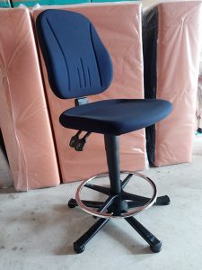 Bimos Unitec 3 ESD industrijski stol pripravljen za uporabo v proizvodnji ali laboratoriju